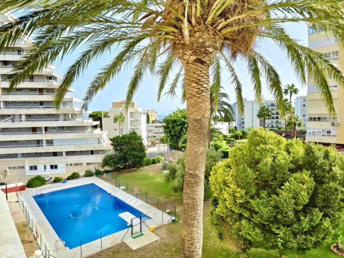 1 makuuhuone Huoneisto myytävänä paikassa Benalmadena Costa mukana uima-altaan - 282 000 € (Ref: 9809820)