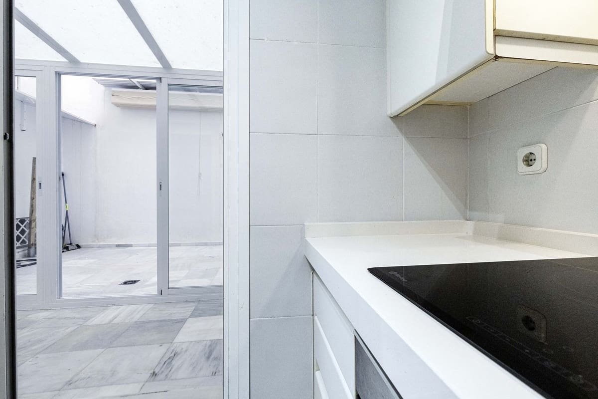 3 bedroom Apartment for sale in Marbella - € 679,900 (Ref: 9812582)
