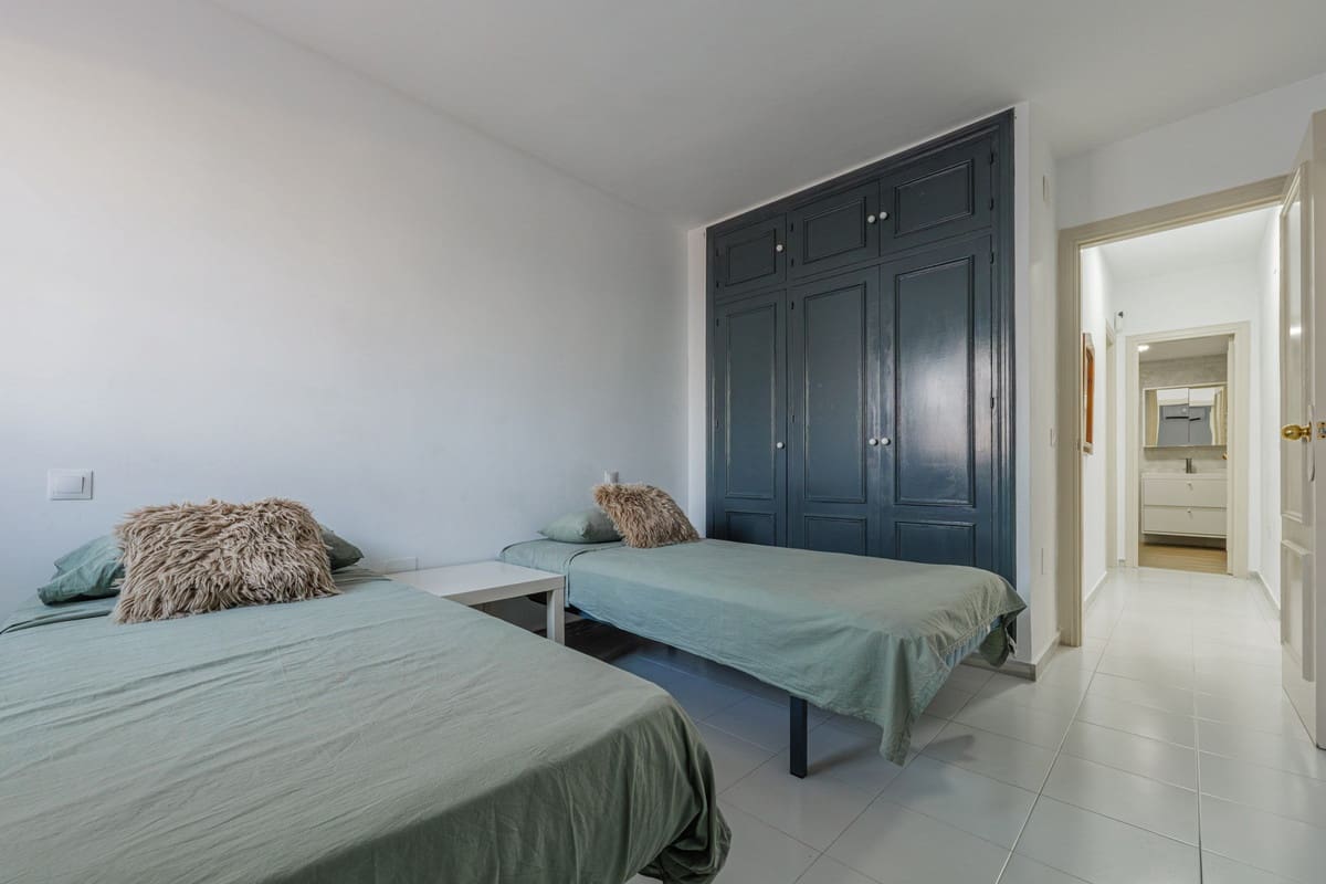 2 quarto Apartamento para venda em La Cala de Mijas com piscina - 289 000 € (Ref: 9816407)