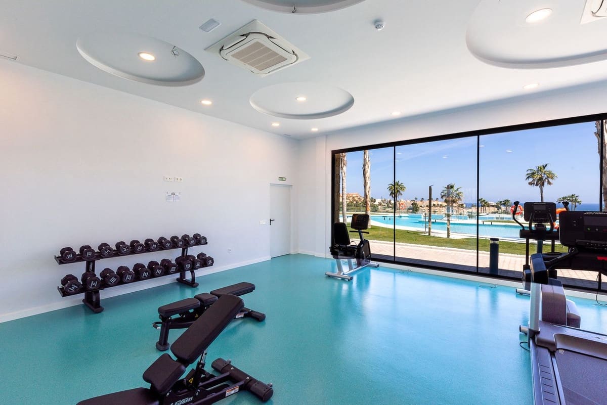 2 bedroom Apartment for sale in Mijas Costa with pool - € 645,000 (Ref: 9819229)