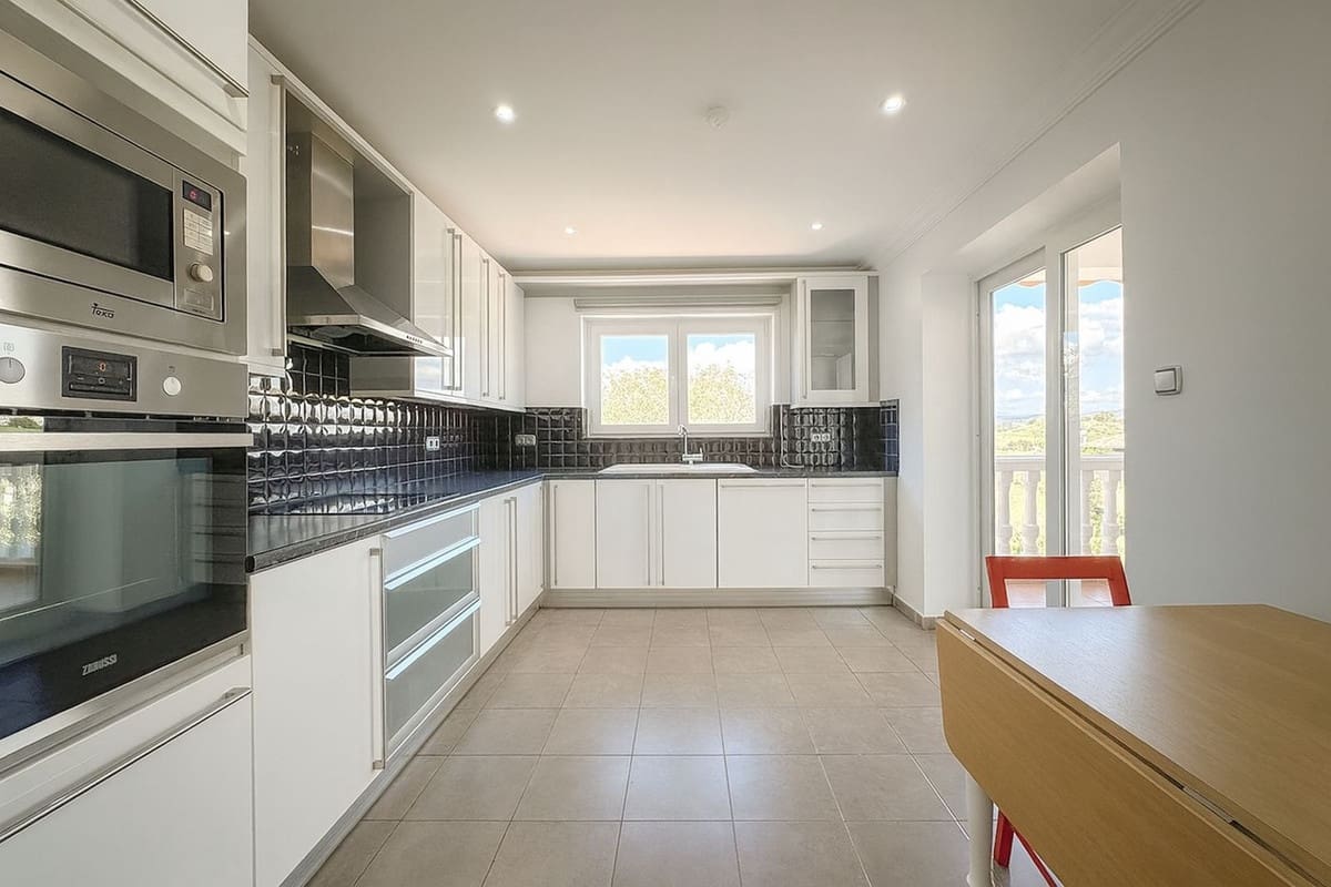4 soveværelse Villa til salg i Mijas med swimmingpool - € 895.000 (Ref: 9821503)