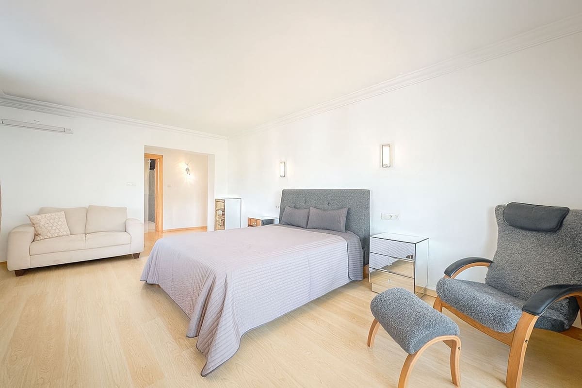 4 soveværelse Villa til salg i Mijas med swimmingpool - € 895.000 (Ref: 9821503)