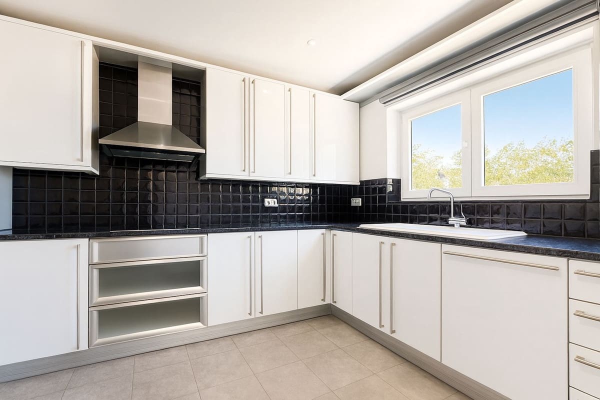4 soveværelse Villa til salg i Mijas med swimmingpool - € 895.000 (Ref: 9821503)