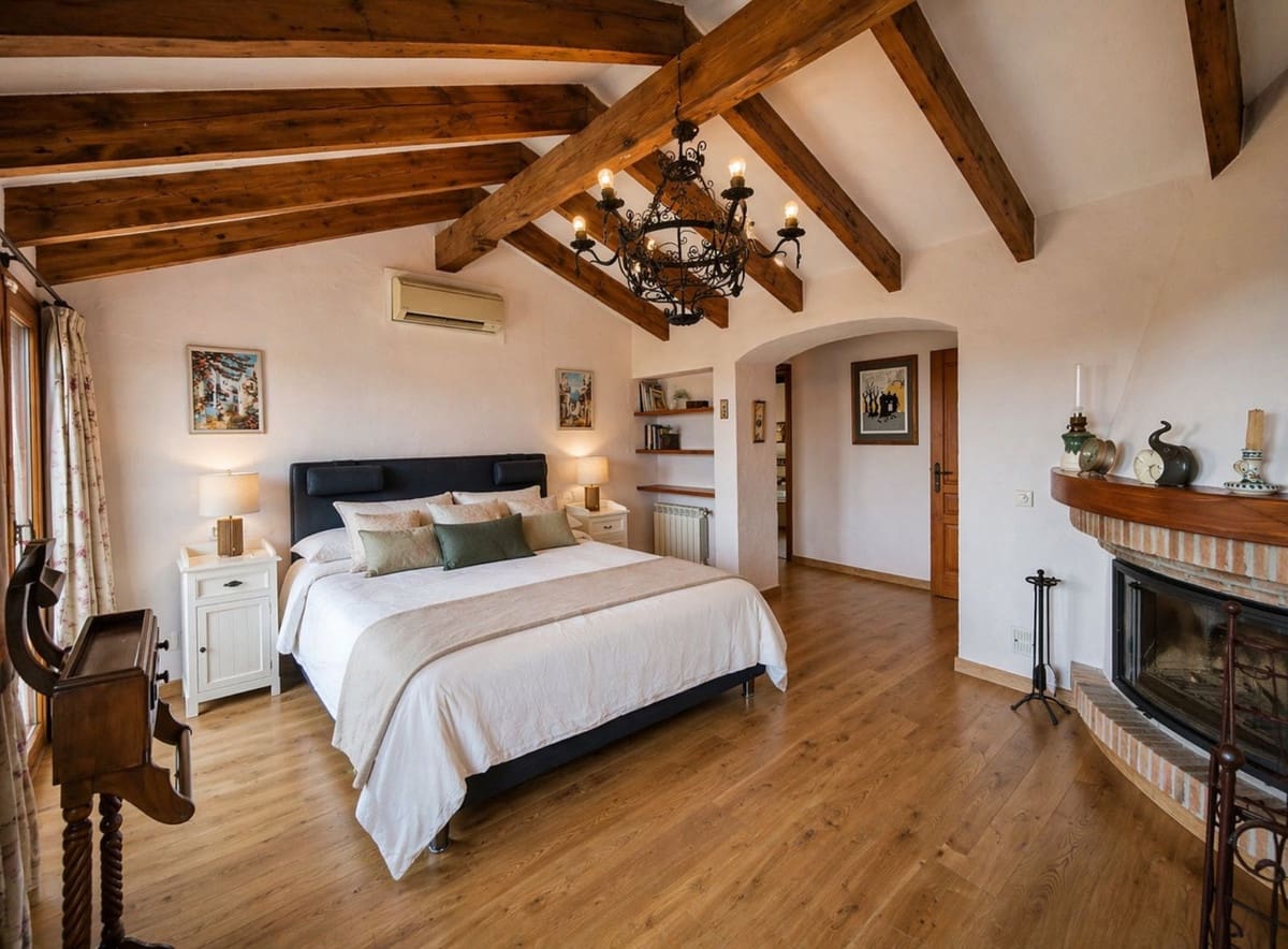 5 bedroom Finca/Country House for sale in Casares with pool - € 1,400,000 (Ref: 9821507)
