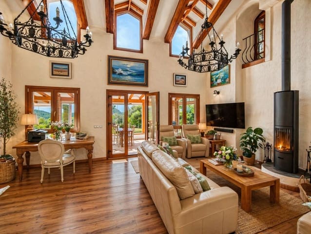 5 soveværelse Finca/Landehus til salg i Casares med swimmingpool - € 1.400.000 (Ref: 9821507)