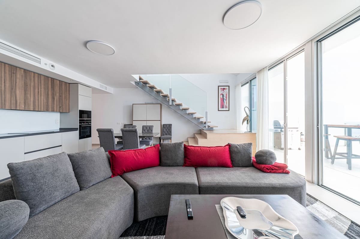 3 makuuhuone Kattohuoneisto myytävänä paikassa Benalmadena - 1 135 000 € (Ref: 9826041)