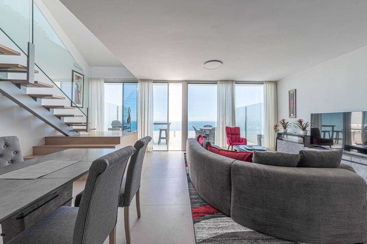 3 makuuhuone Kattohuoneisto myytävänä paikassa Benalmadena - 1 135 000 € (Ref: 9826041)