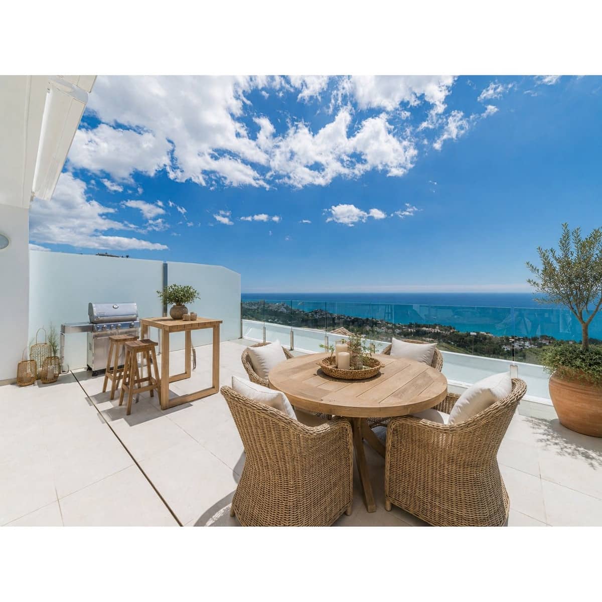 3 makuuhuone Kattohuoneisto myytävänä paikassa Benalmadena - 1 135 000 € (Ref: 9826041)