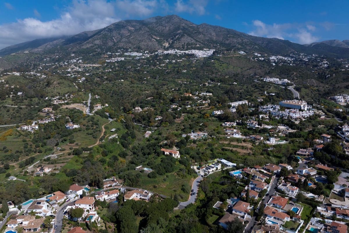 Ubebygd land til salgs i Mijas - € 450 000 (Ref: 9826042)