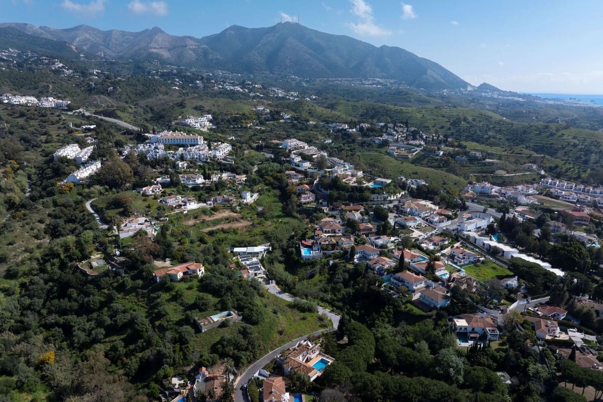 Ubebygd land til salgs i Mijas - € 450 000 (Ref: 9826042)