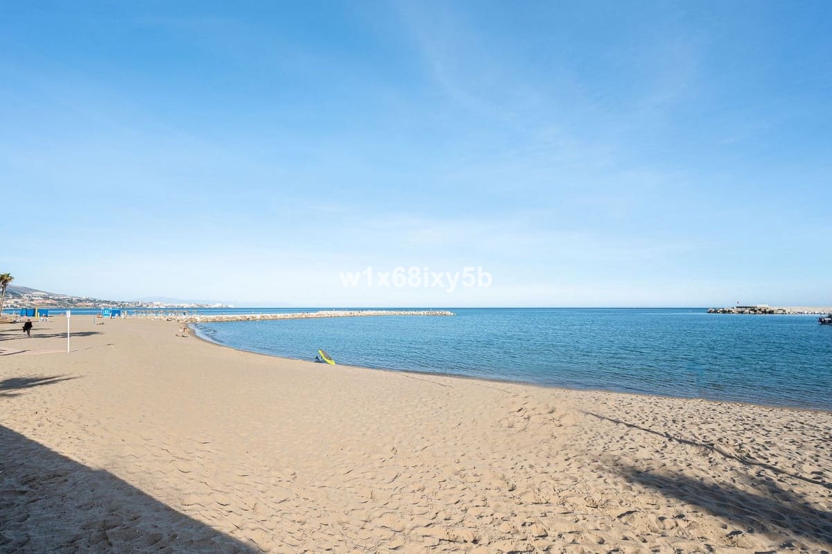 2 slaapkamer Appartement te koop in Mijas met zwembad - € 299.000 (Ref: 9830109)