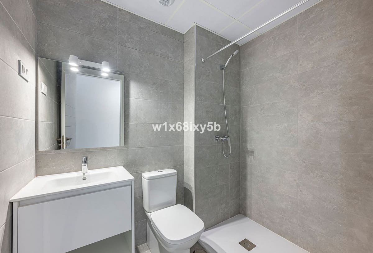 2 slaapkamer Appartement te koop in Mijas met zwembad - € 299.000 (Ref: 9830109)