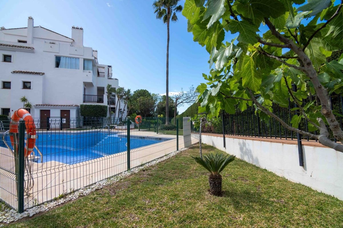 2 soverom Leilighet til salgs i Mijas med svømmebasseng - € 349 000 (Ref: 9861002)