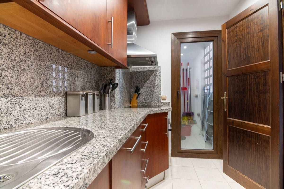 2 soverom Leilighet til salgs i Mijas med svømmebasseng - € 349 000 (Ref: 9861002)