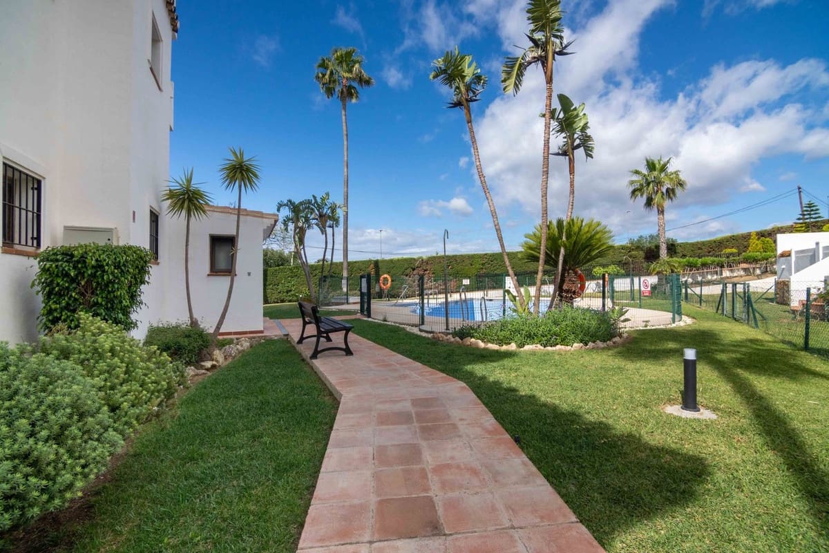 2 soverom Leilighet til salgs i Mijas med svømmebasseng - € 349 000 (Ref: 9861002)