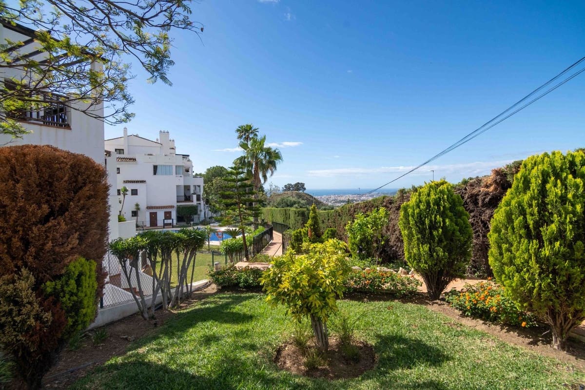 2 soverom Leilighet til salgs i Mijas med svømmebasseng - € 349 000 (Ref: 9861002)
