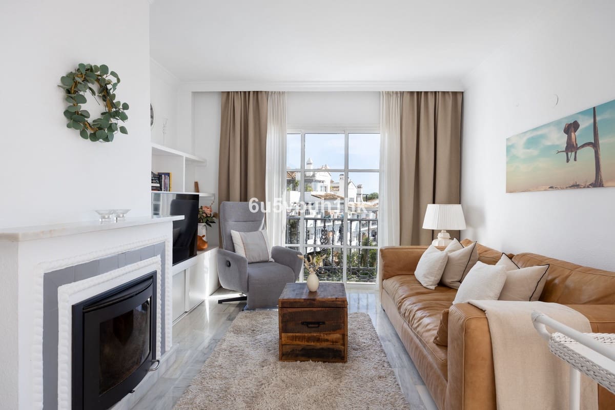 2 Zimmer Penthouse zu verkaufen in Mijas - 350.000 € (Ref: 9863650)