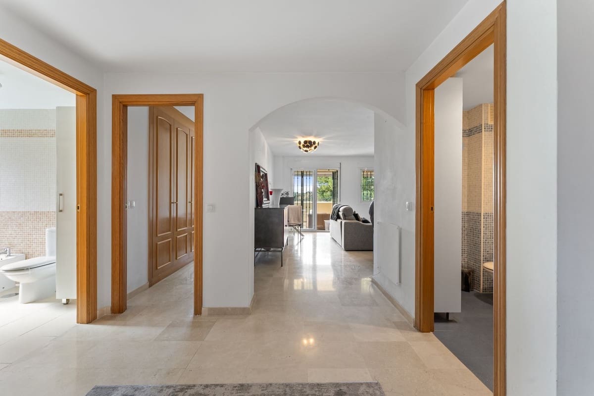3 slaapkamer Appartement te koop in Mijas met zwembad - € 455.000 (Ref: 9866077)