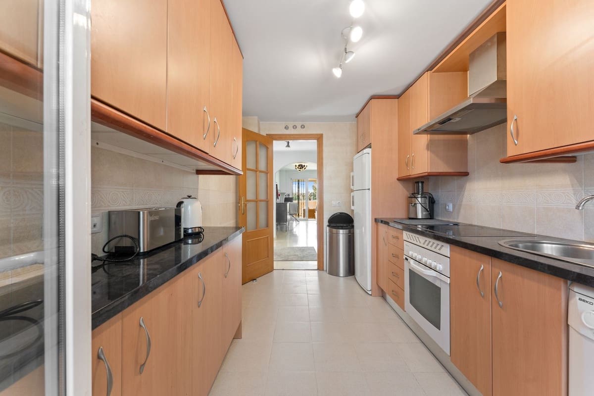 3 slaapkamer Appartement te koop in Mijas met zwembad - € 455.000 (Ref: 9866077)