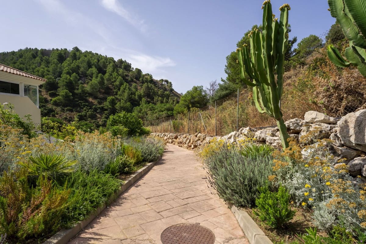 3 slaapkamer Appartement te koop in Mijas met zwembad - € 455.000 (Ref: 9866077)