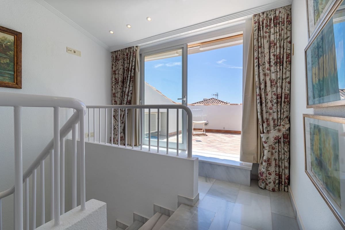 3 soverom Villa til salgs i Mijas - € 995 000 (Ref: 9866080)