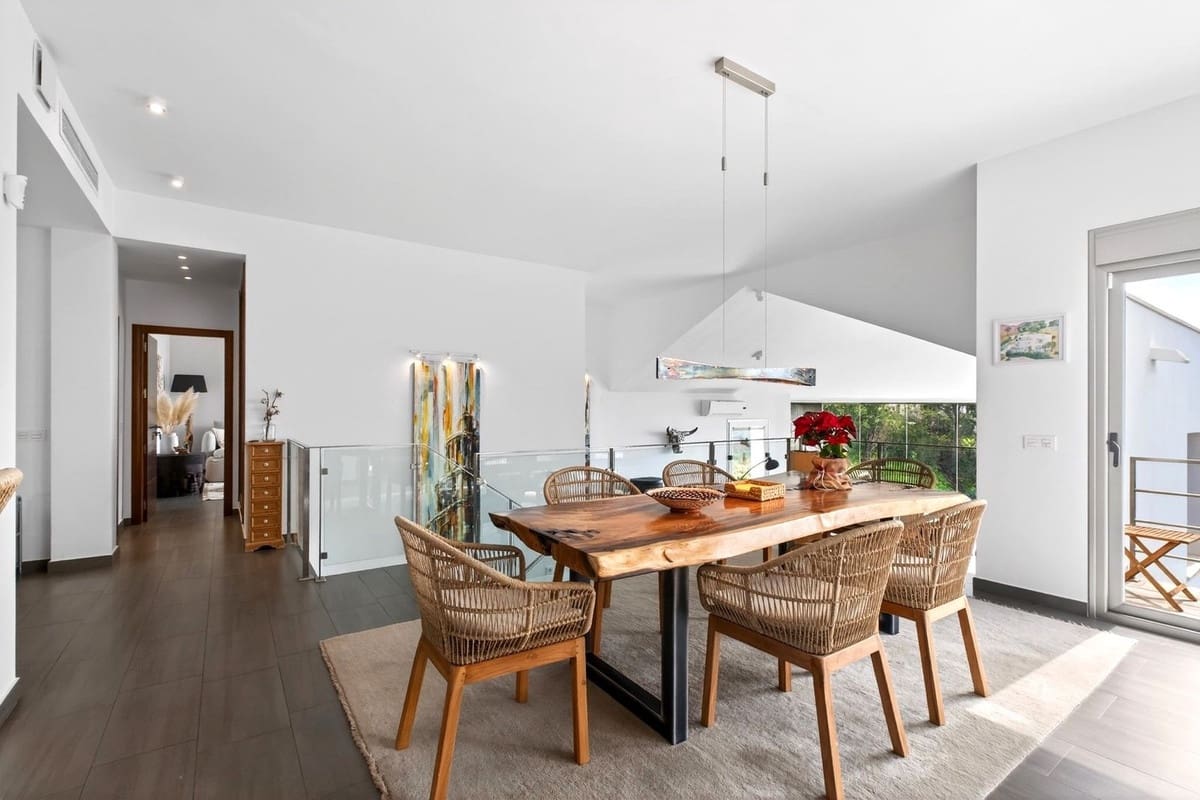 5 chambre Villa/Maison à vendre à Valtocado avec piscine - 2 250 000 € (Ref: 9866081)