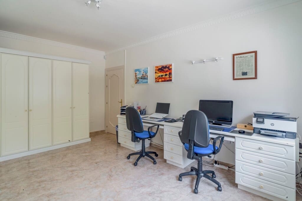 4 soverom Villa til salgs i Valtocado med svømmebasseng - € 1 650 000 (Ref: 9877245)