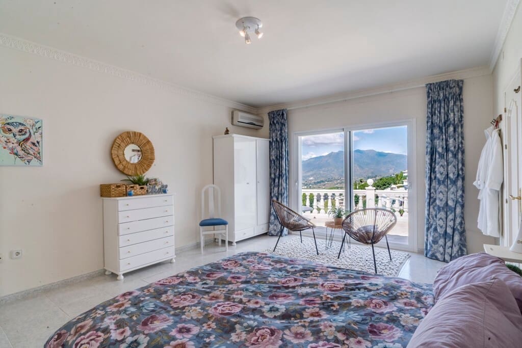 4 soverom Villa til salgs i Valtocado med svømmebasseng - € 1 650 000 (Ref: 9877245)