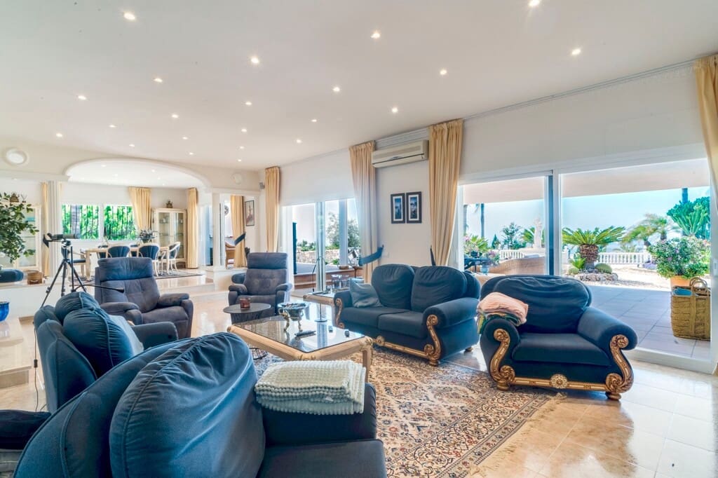 4 soverom Villa til salgs i Valtocado med svømmebasseng - € 1 650 000 (Ref: 9877245)