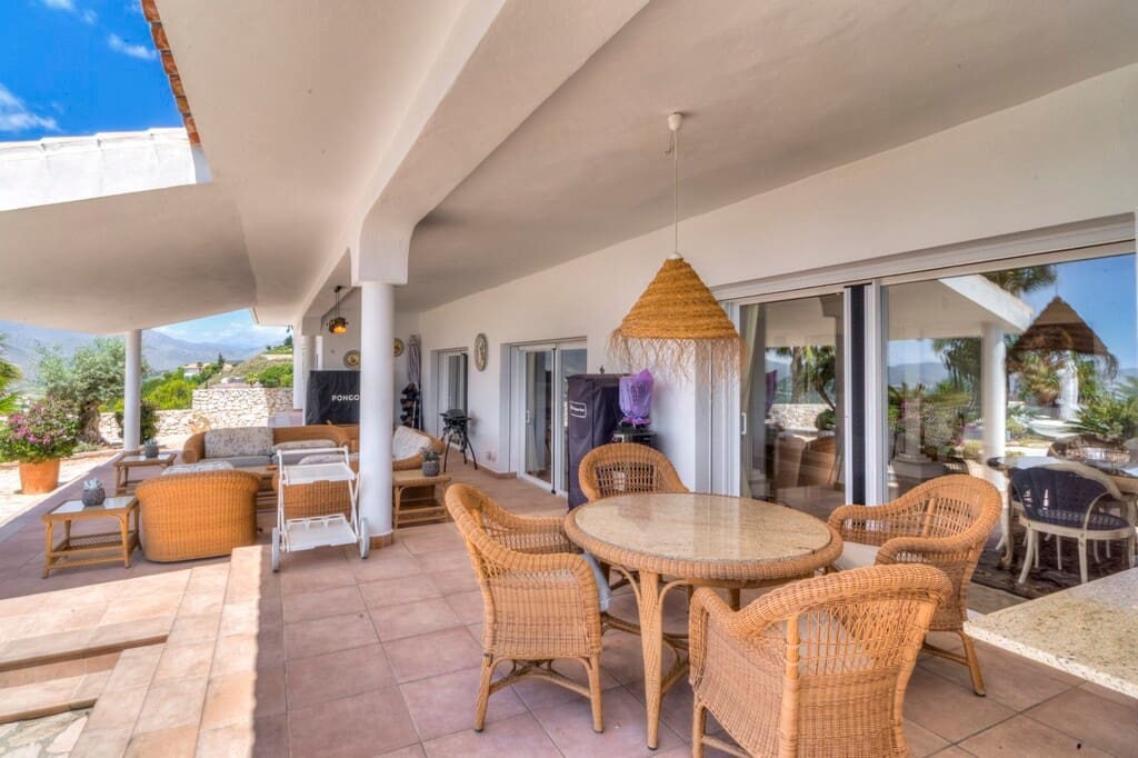 4 soverom Villa til salgs i Valtocado med svømmebasseng - € 1 650 000 (Ref: 9877245)