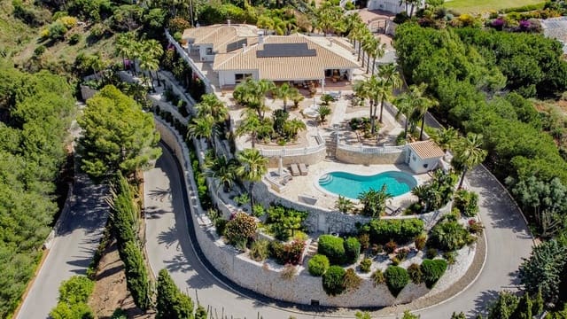 4 soverom Villa til salgs i Valtocado, Mijas med svømmebasseng - € 1 650 000 (Ref: 9877245)