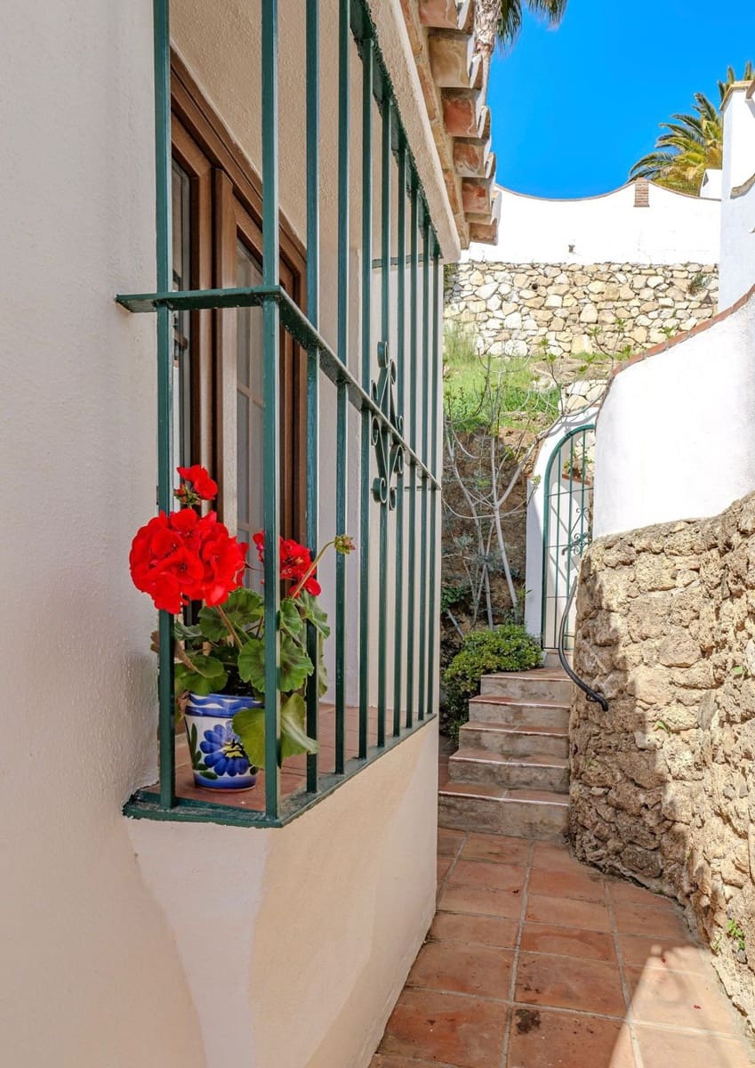 2 bedroom Villa for sale in Mijas - € 365,000 (Ref: 9877250)