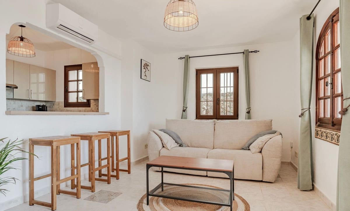 2 bedroom Villa for sale in Mijas - € 365,000 (Ref: 9877250)