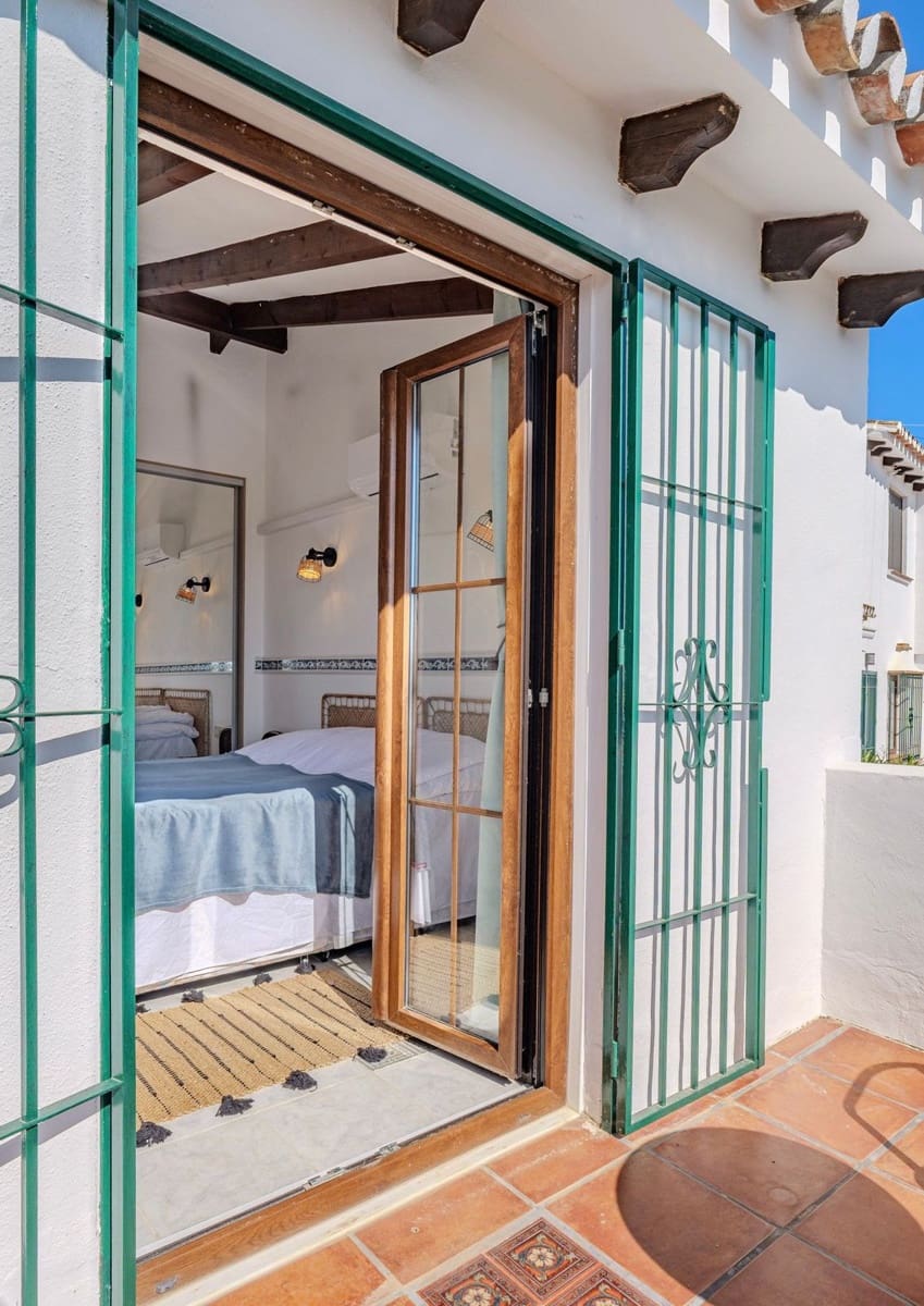 2 bedroom Villa for sale in Mijas - € 365,000 (Ref: 9877250)