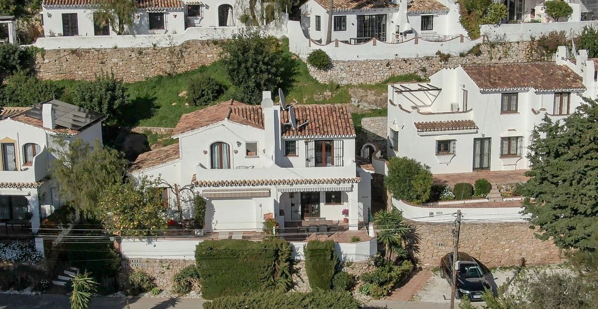 2 bedroom Villa for sale in Mijas - € 365,000 (Ref: 9877250)