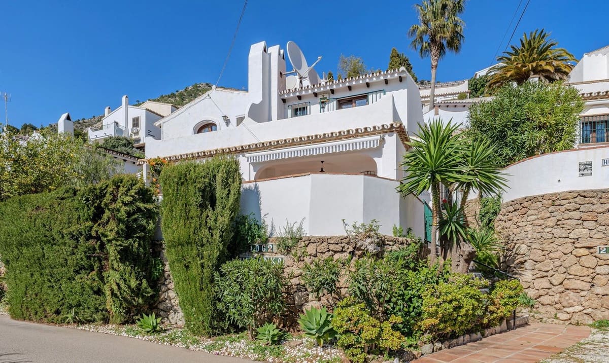2 bedroom Villa for sale in Mijas - € 365,000 (Ref: 9877250)