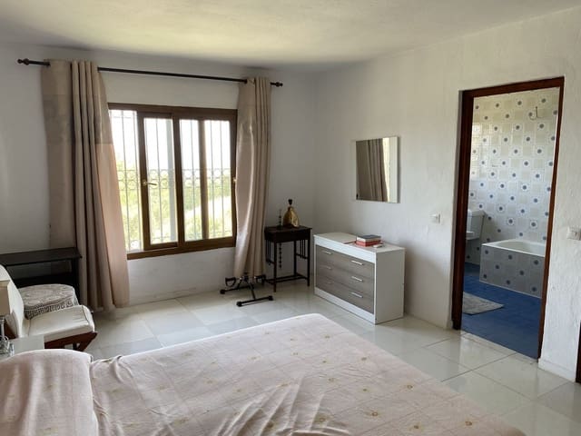 4 soverom Villa til salgs i Mijas med svømmebasseng - € 850 000 (Ref: 9893087)