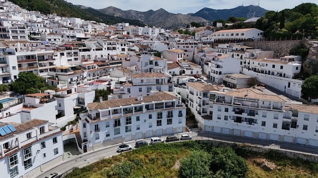 2 bedroom Apartment for sale in Mijas - € 269,000 (Ref: 9909065)