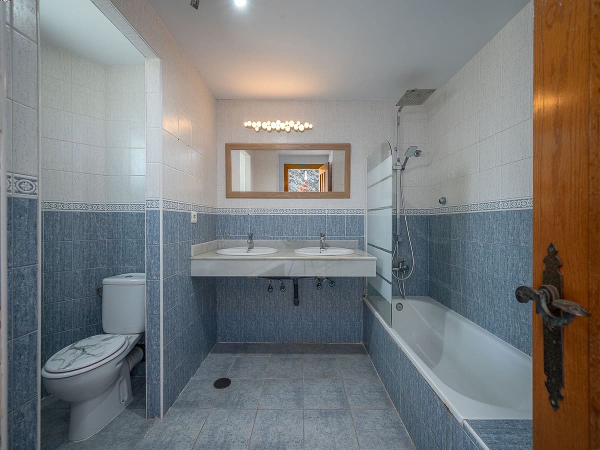 3 quarto Moradia para venda em Riviera del Sol com piscina - 499 950 € (Ref: 9914839)