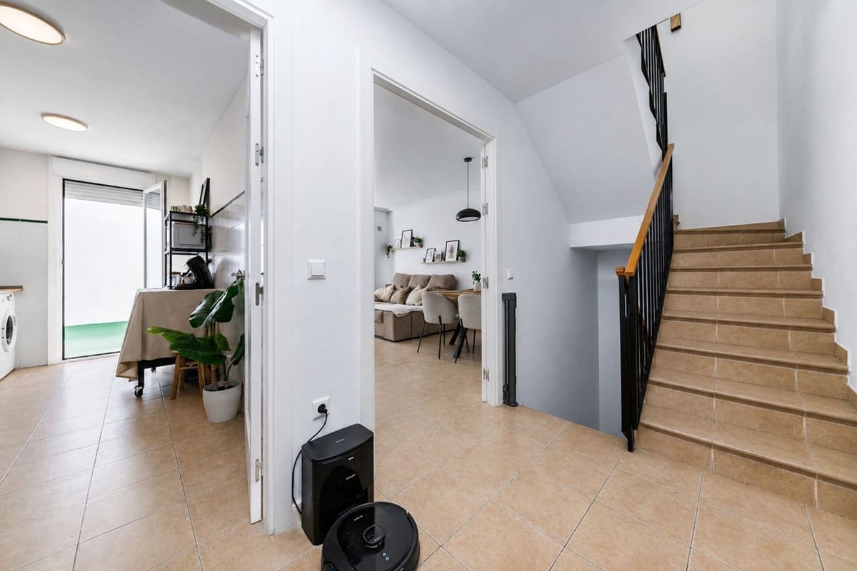 Casa de 2 habitaciones en Las Lagunas de Mijas en venta con piscina - 415.000 € (Ref: 9914840)