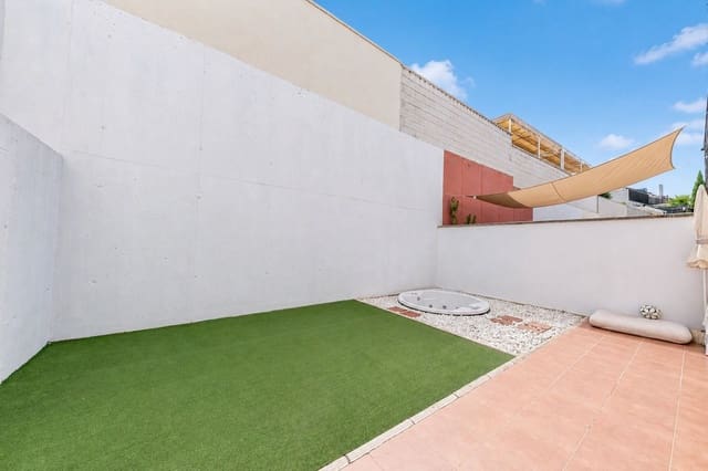 Casa de 2 habitaciones en Las Lagunas de Mijas, Mijas en venta con piscina - 415.000 € (Ref: 9914840)