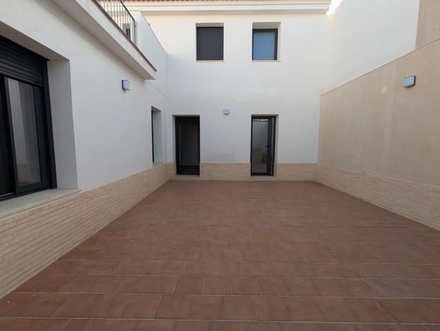 Piso de 1 habitación en Sanlúcar la Mayor en alquiler - 700 € (Ref: 10015602)