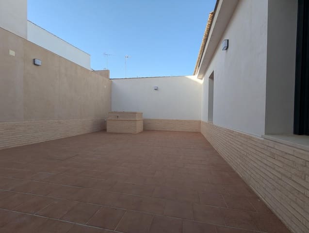 Piso de 1 habitación en Sanlúcar la Mayor en alquiler - 700 € (Ref: 10015602)