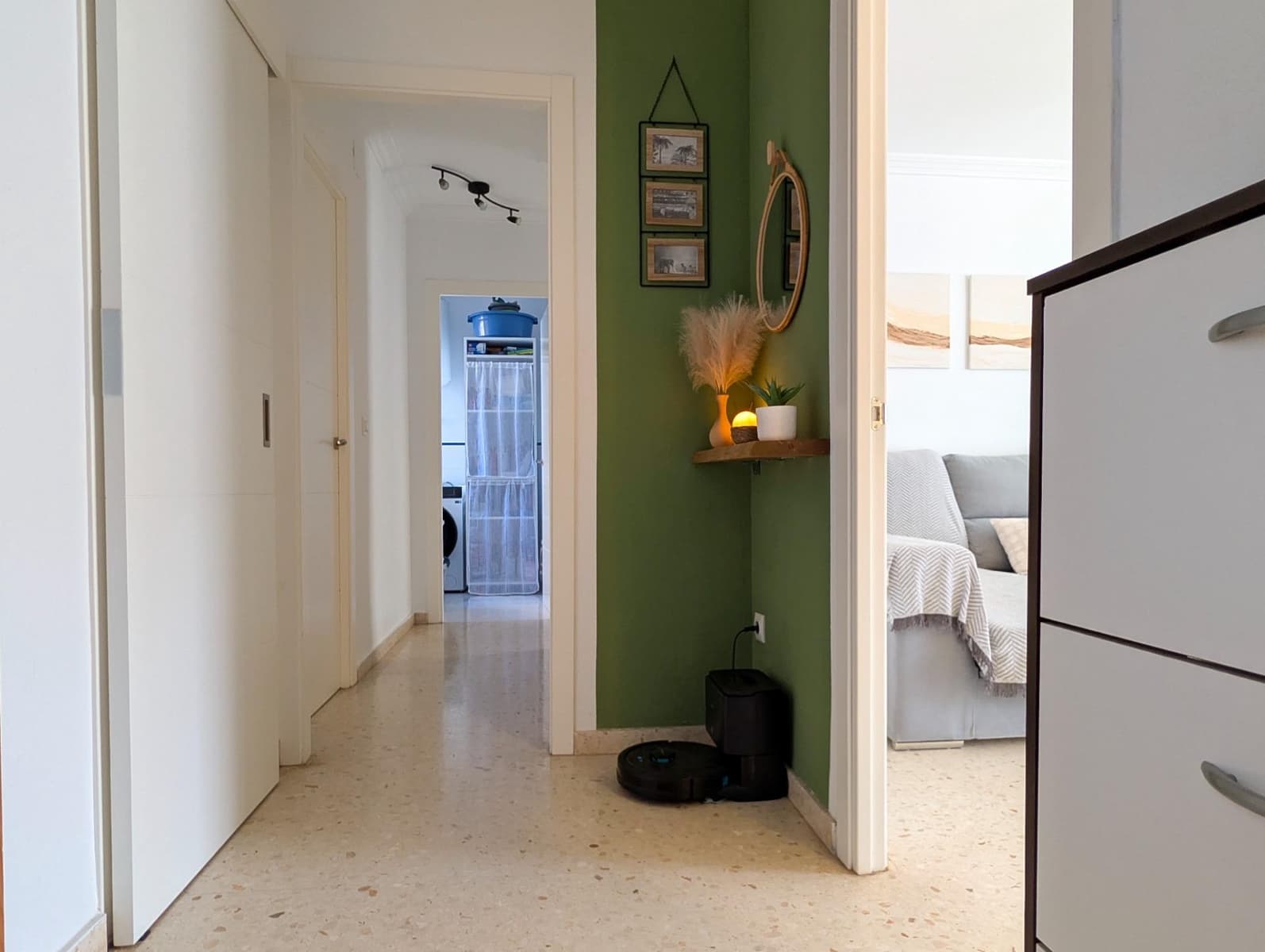 2 soveværelse Lejlighed til salg i Sanlucar la Mayor - € 135.000 (Ref: 10033994)
