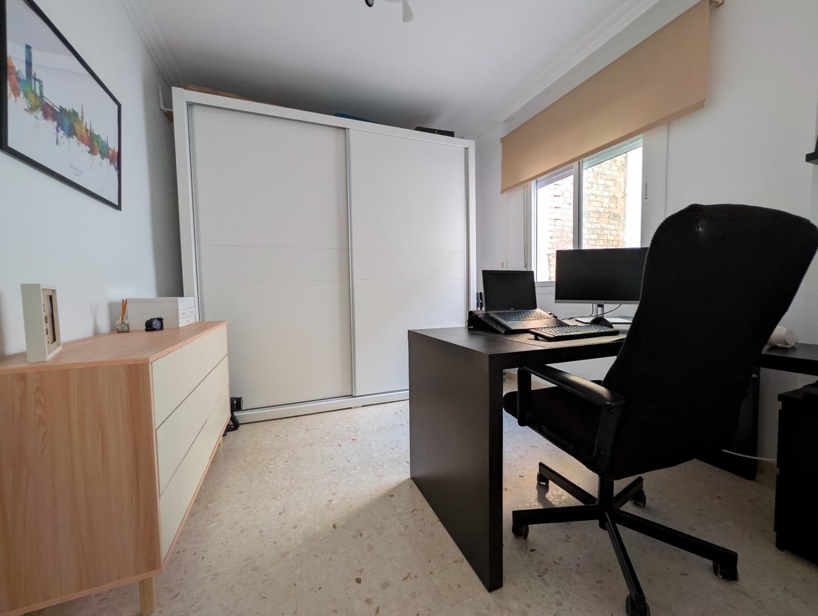 2 soveværelse Lejlighed til salg i Sanlucar la Mayor - € 135.000 (Ref: 10033994)