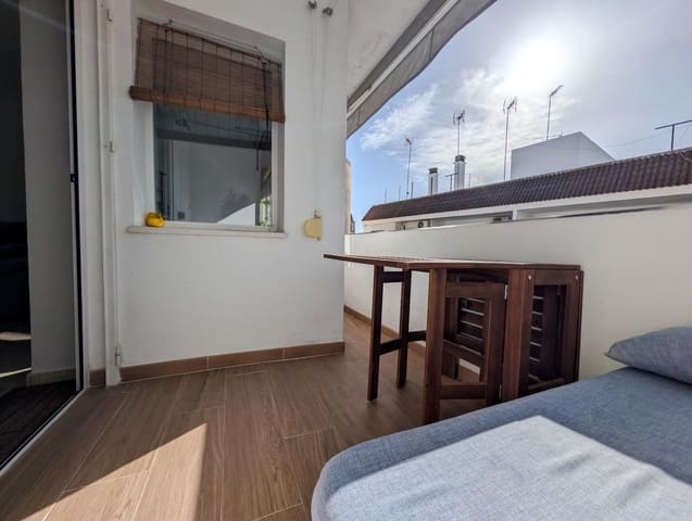 2 soveværelse Lejlighed til salg i Sanlúcar la Mayor - € 135.000 (Ref: 10033994)