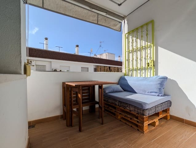2 soveværelse Lejlighed til salg i Sanlúcar la Mayor - € 135.000 (Ref: 10033994)