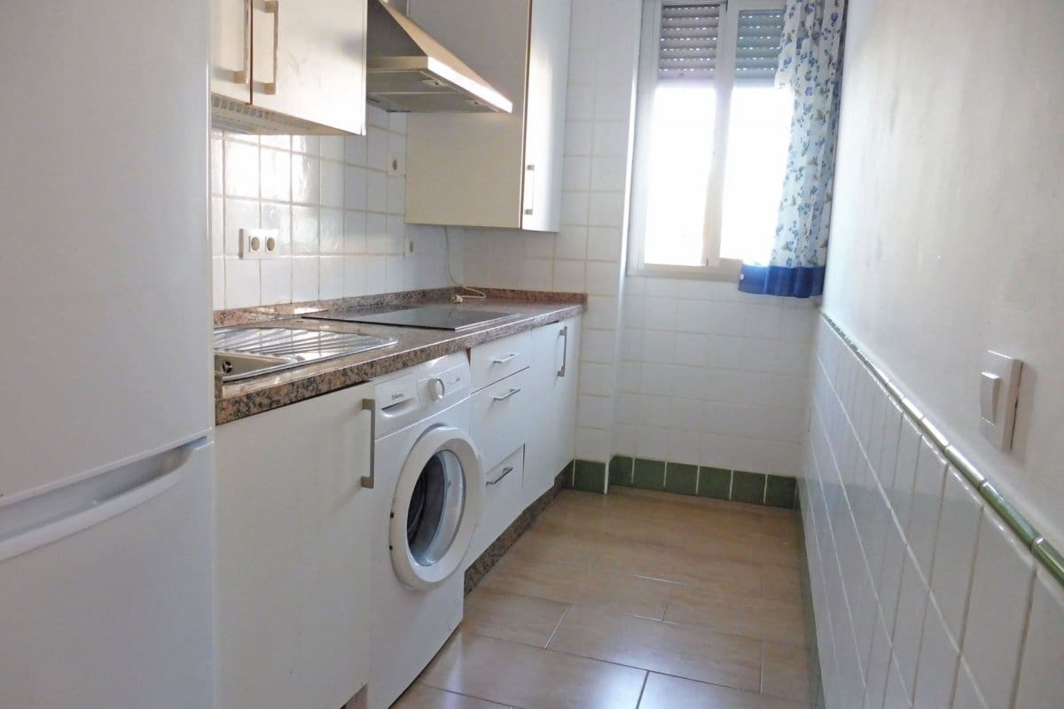 3 soverom Hus til leie i Aznalcazar med garasje - € 650 (Ref: 10041155)