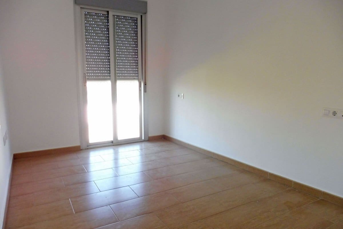 3 soverom Hus til leie i Aznalcazar med garasje - € 650 (Ref: 10041155)