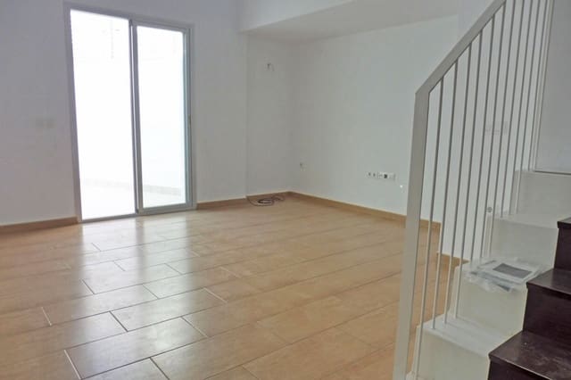 3 Zimmer Haus zu vermieten in Aznalcázar - 650 € (Ref: 10041155)